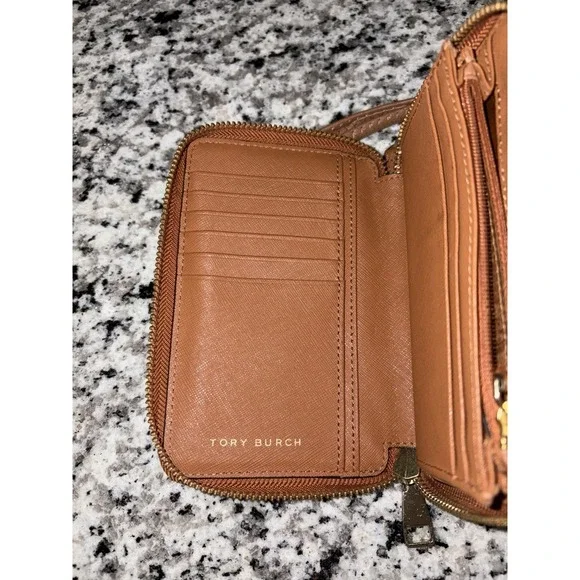 Tory Burch Leather Wallet Wristlet Tan Brown Zip Around Clutch Logo Pouch - Picture 11 of 12
